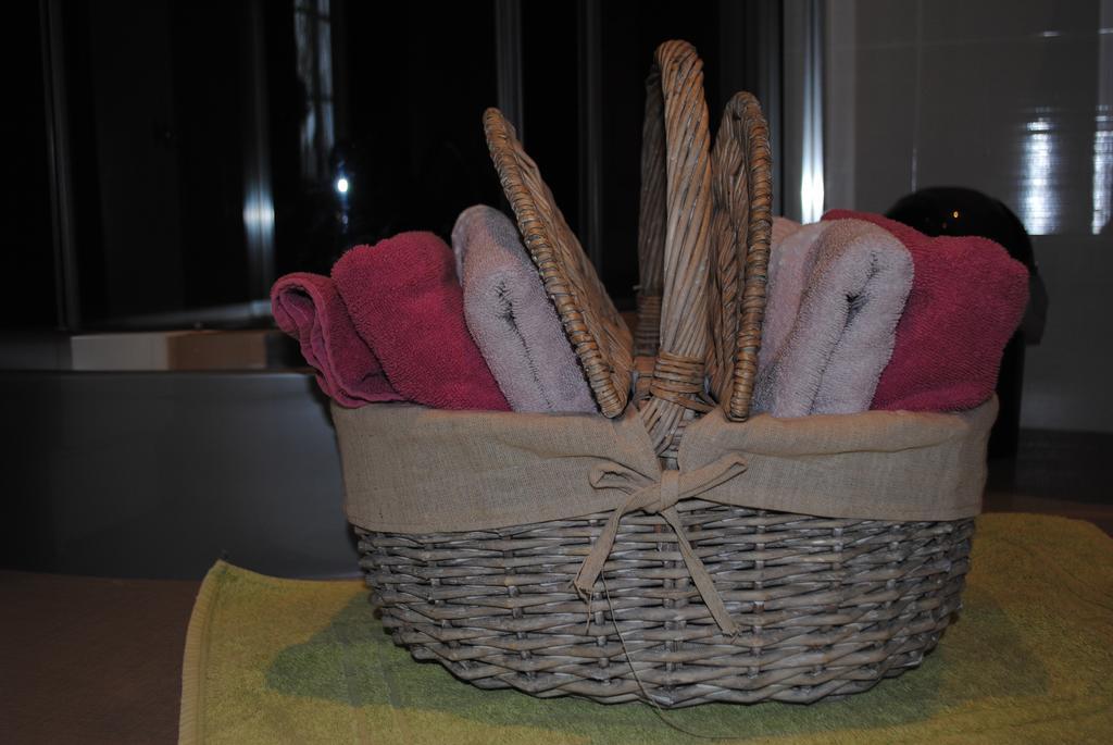 La Poussardiere Saint-Martin-sous-Mouzeuil Zewnętrze zdjęcie